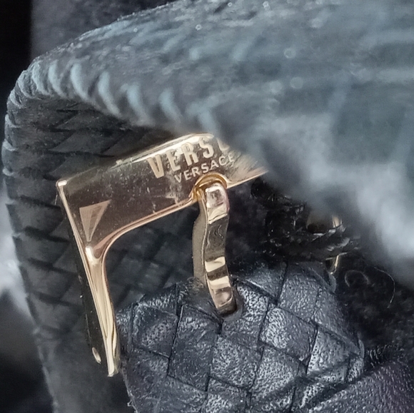 Versace Versus Lion Medallion Swarovski Crystal Woven Black Leather Strap Watch - Picture 15 of 15